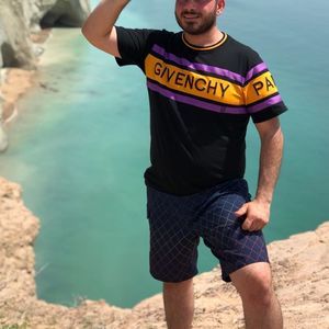 Meet your Posher, Javad